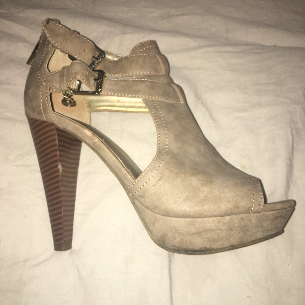 G by Guess platform high-heel
